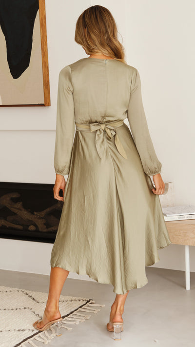 Timeless Vintage Style Dress