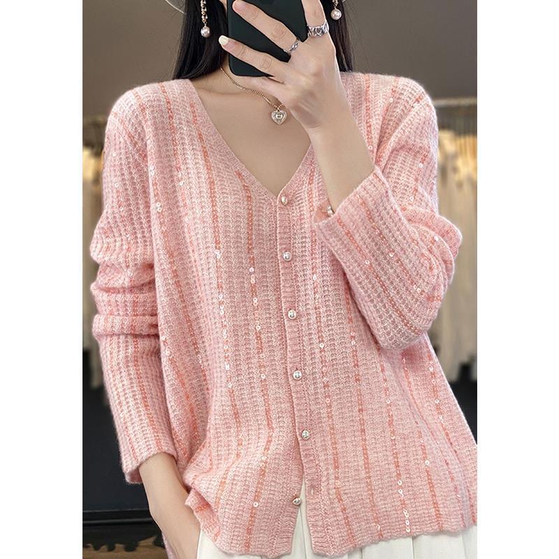 Elegantly Designed Cardigan