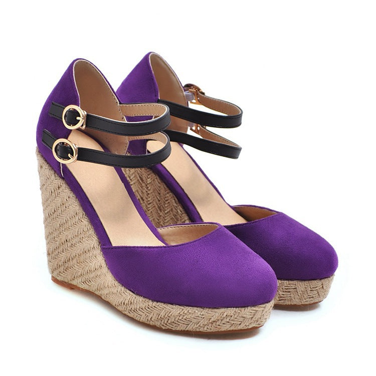 Classic Orthopedic Sandals with Timeless Style