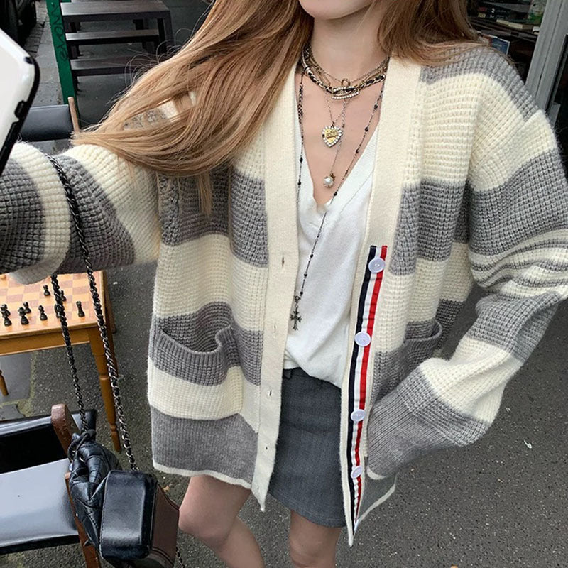 Timeless Vintage Style Cardigan