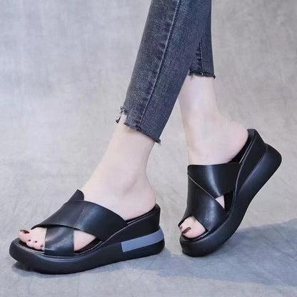 Chic Orthopedic Sandals with Unique Design