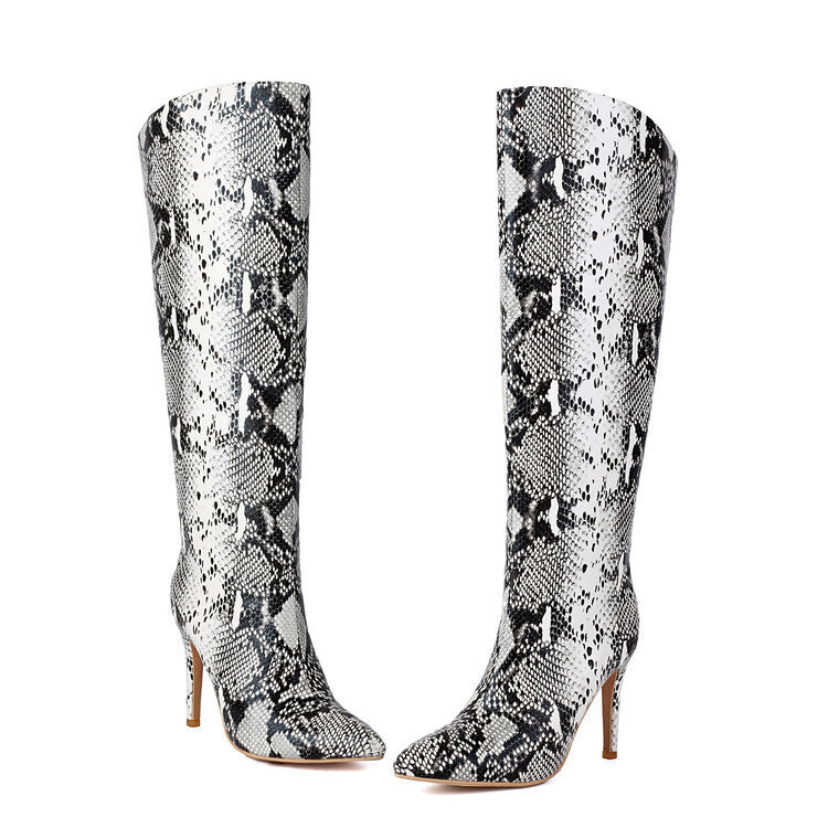 Graceful Orthopedic Boots for Modern Look