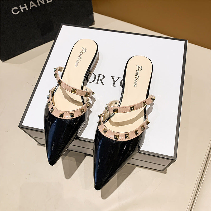 Graceful Orthopedic Sandals for Modern Look