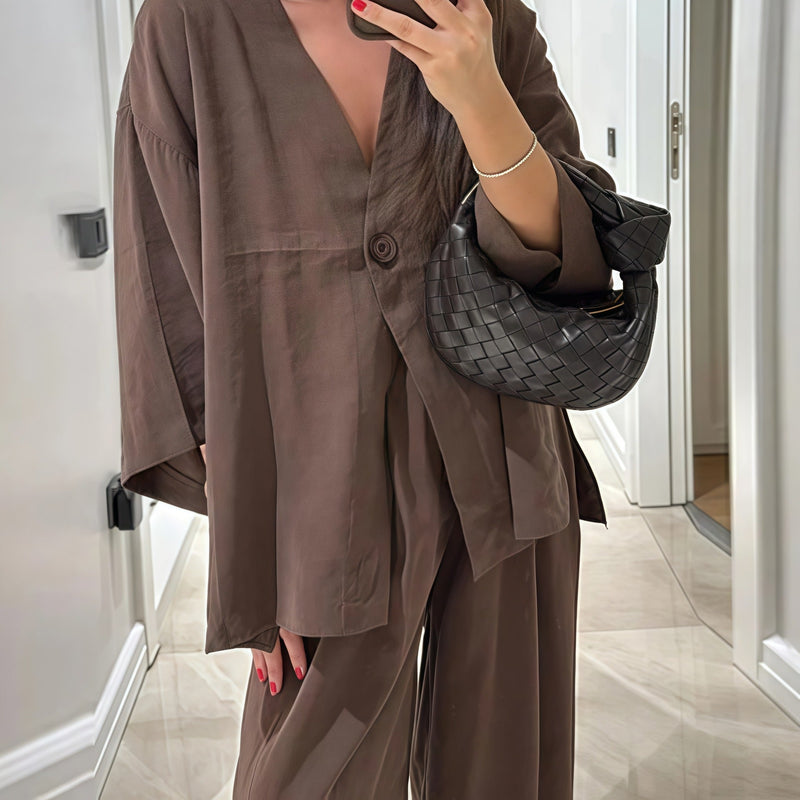 Timeless Vintage Style Garment