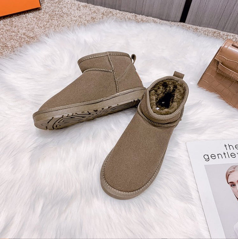 Graceful Orthopedic Boots for Modern Look