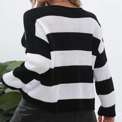 Elegantly Designed Pullover
