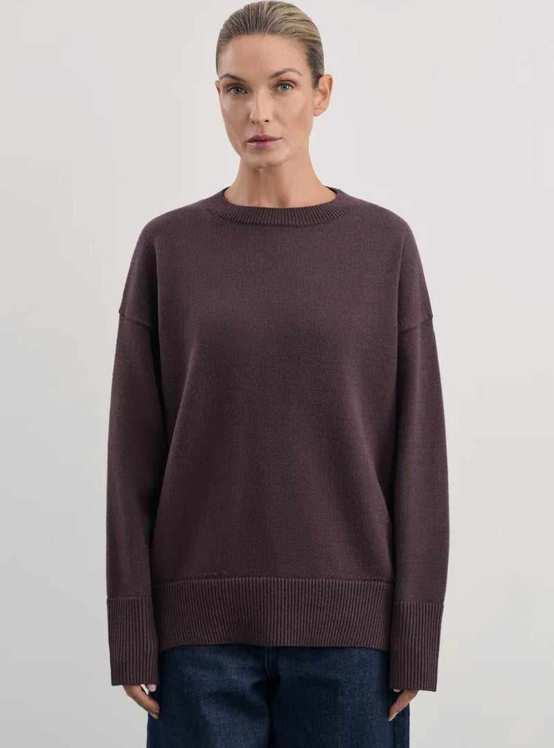 Timeless Vintage Style Pullover