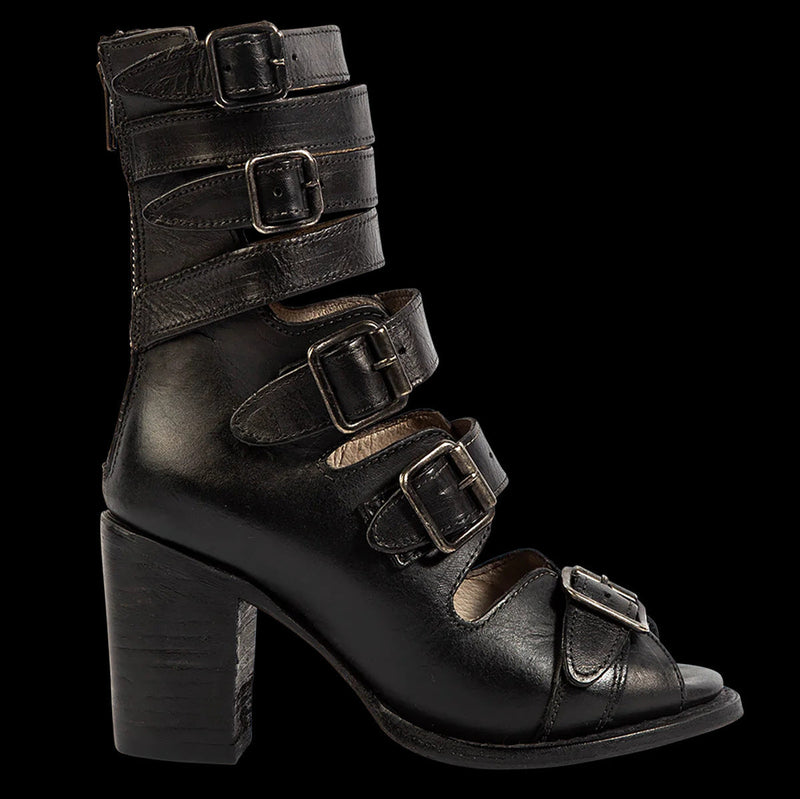 Chic Orthopedic Sandals with Unique Design