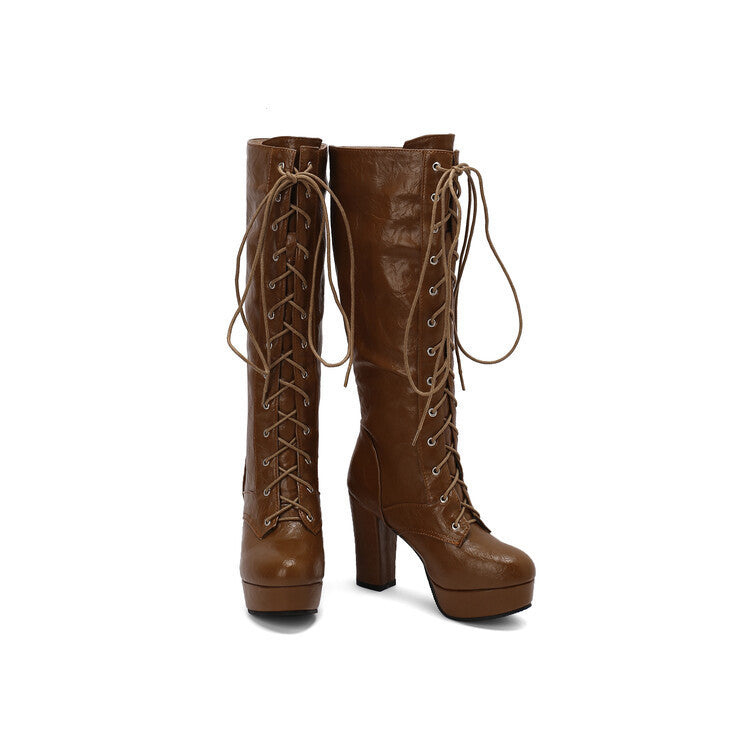Graceful Orthopedic Boots for Modern Look