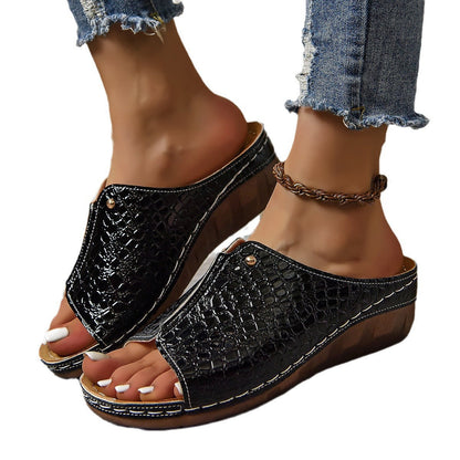 Graceful Orthopedic Sandals for Modern Look