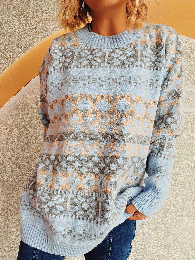 Elegantly Designed Pullover