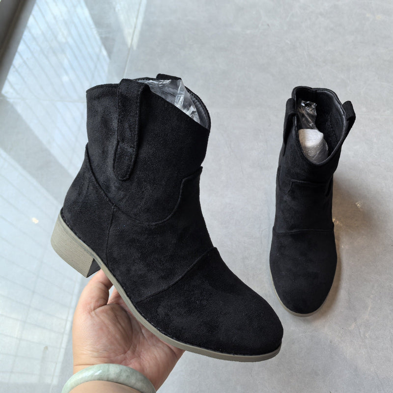 Chic Orthopedic Boots with Unique Design