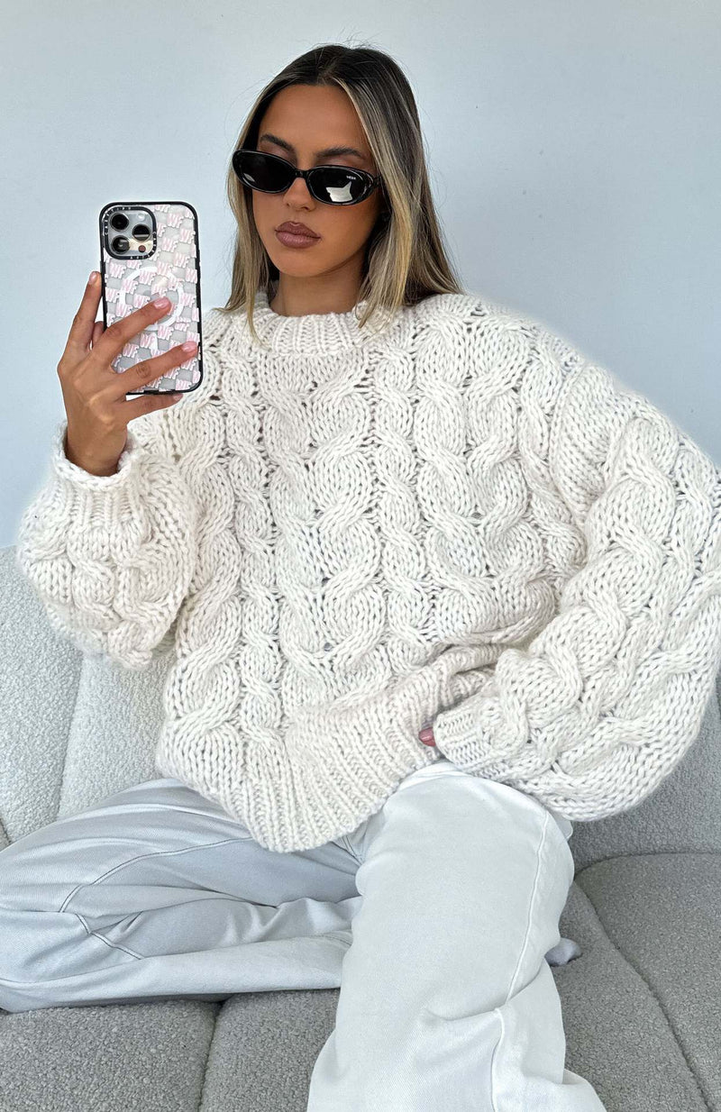 Elegantly Designed Pullover