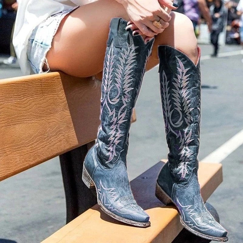 Graceful Orthopedic Boots for Modern Look