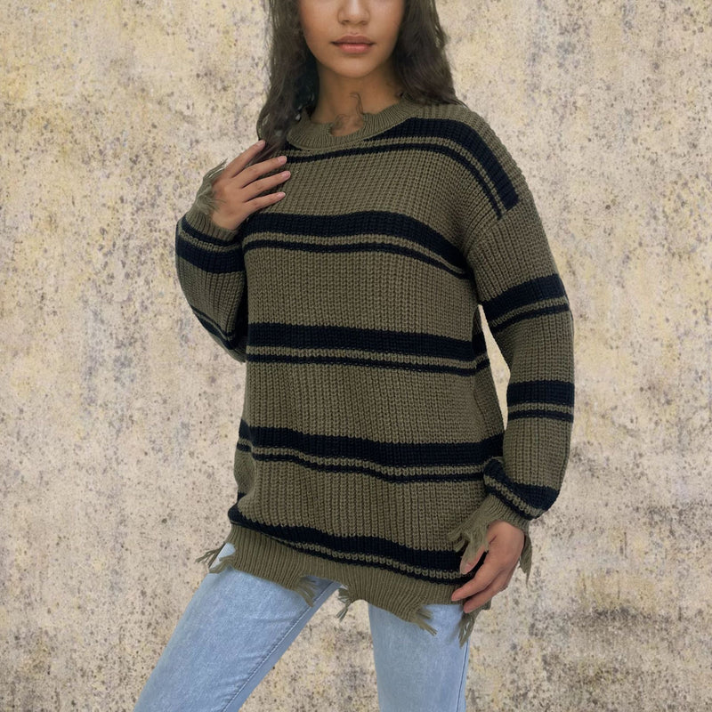 Elegantly Designed Pullover