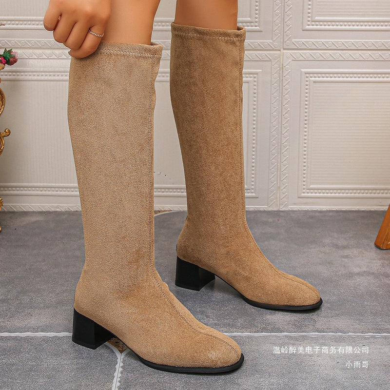 Graceful Orthopedic Boots for Modern Look