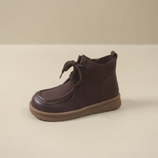 Graceful Orthopedic Boots for Modern Look