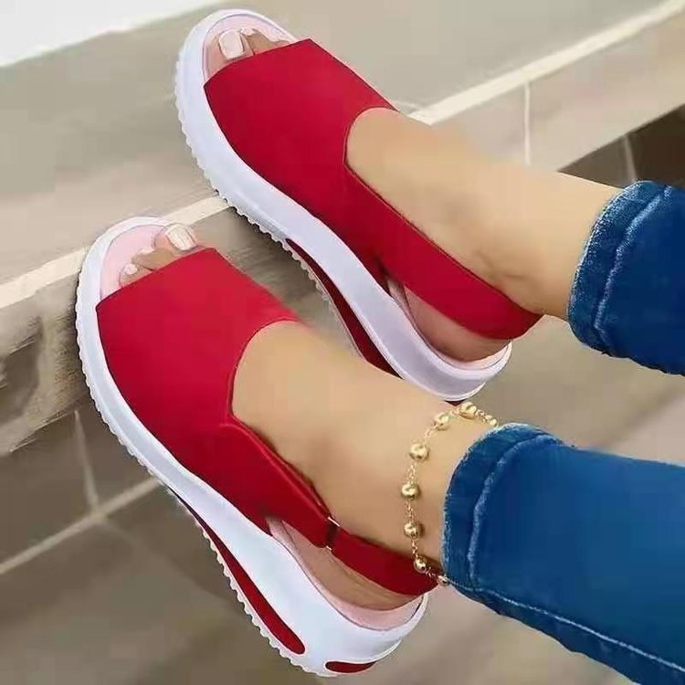 Graceful Orthopedic Sandals for Modern Look