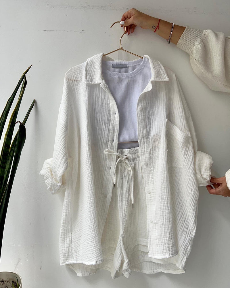 Timeless Vintage Style Shirt