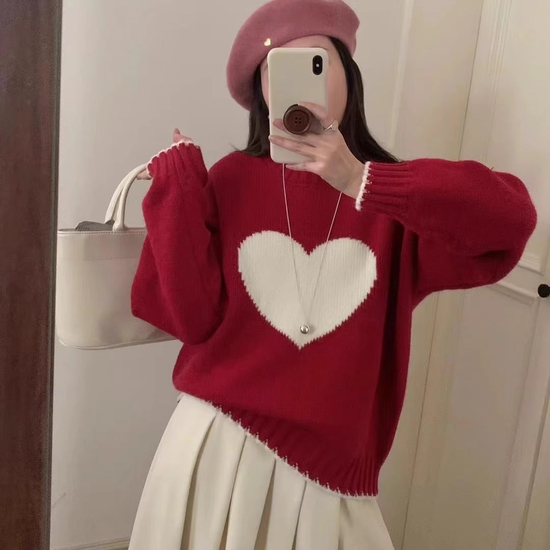 Elegantly Designed Pullover