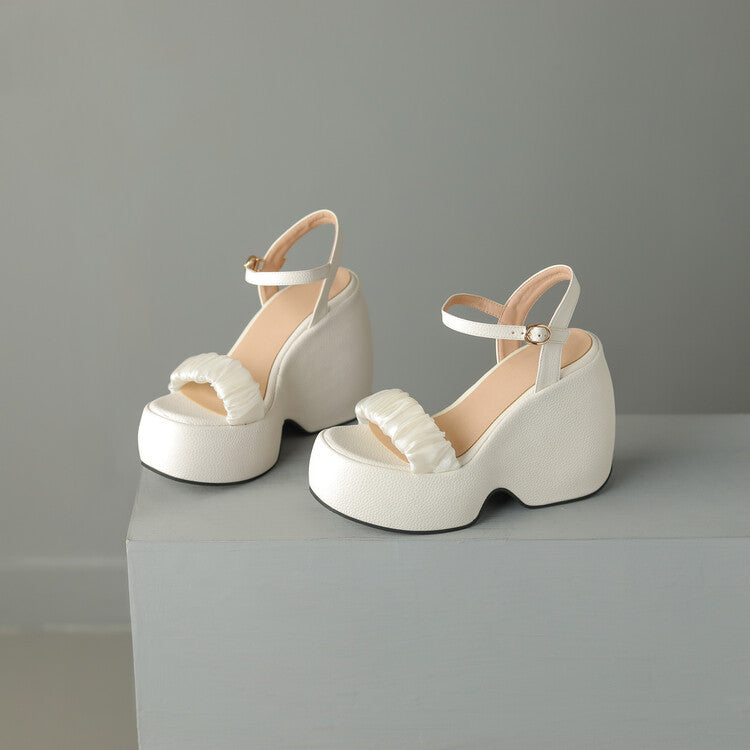 Classic Orthopedic Sandals with Timeless Style