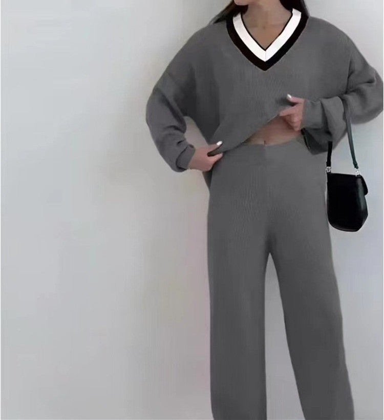 Timeless Vintage Style Pullover