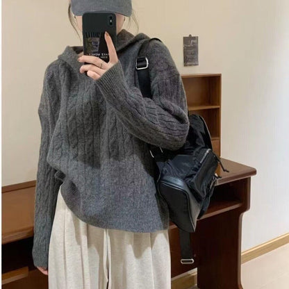 Elegantly Designed Pullover
