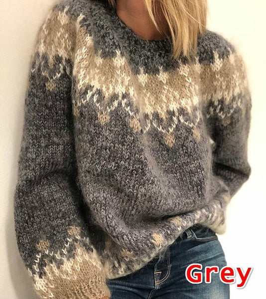 Elegantly Designed Pullover