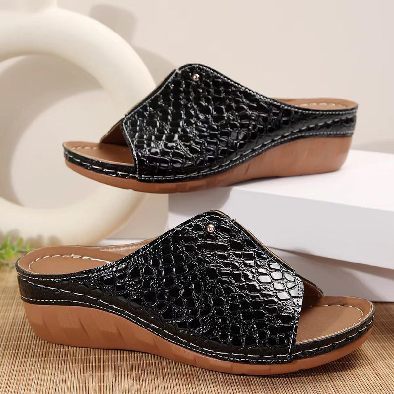 Graceful Orthopedic Sandals for Modern Look