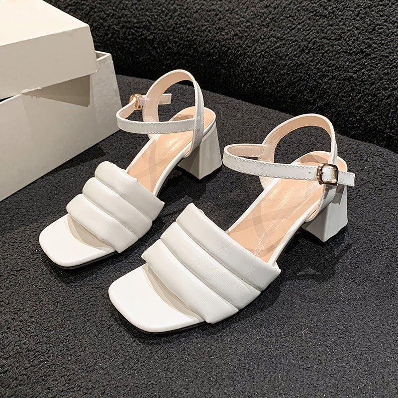 Graceful Orthopedic Sandals for Modern Look
