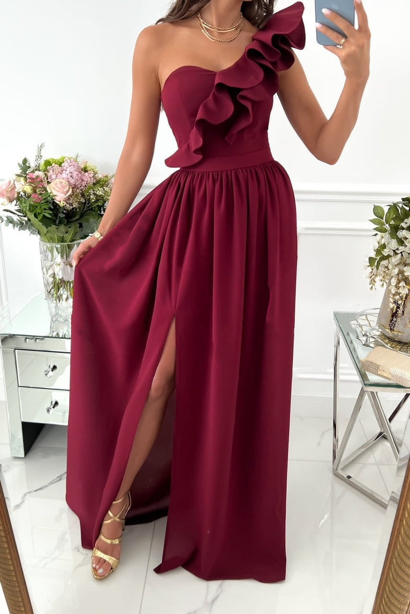 Gracefully Designed Garment