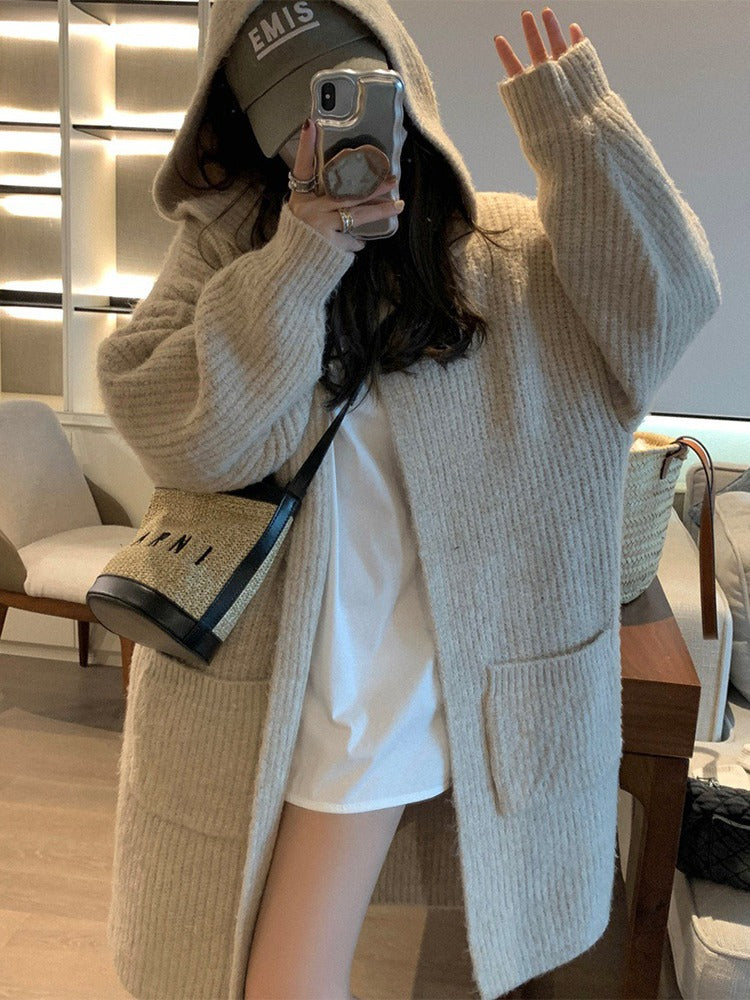 Gracefully Designed Cardigan