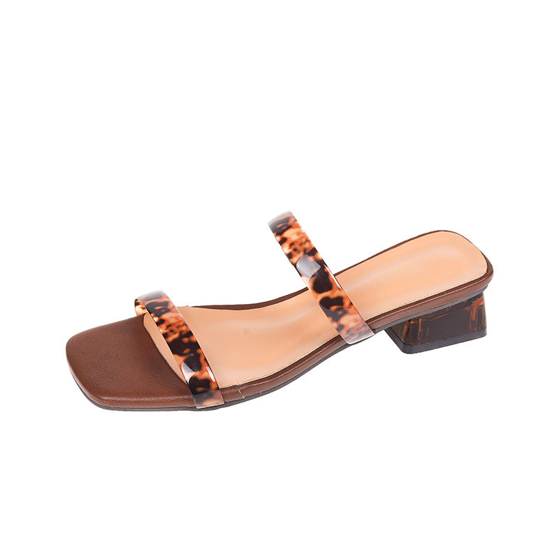 Chic Orthopedic Sandals with Unique Design
