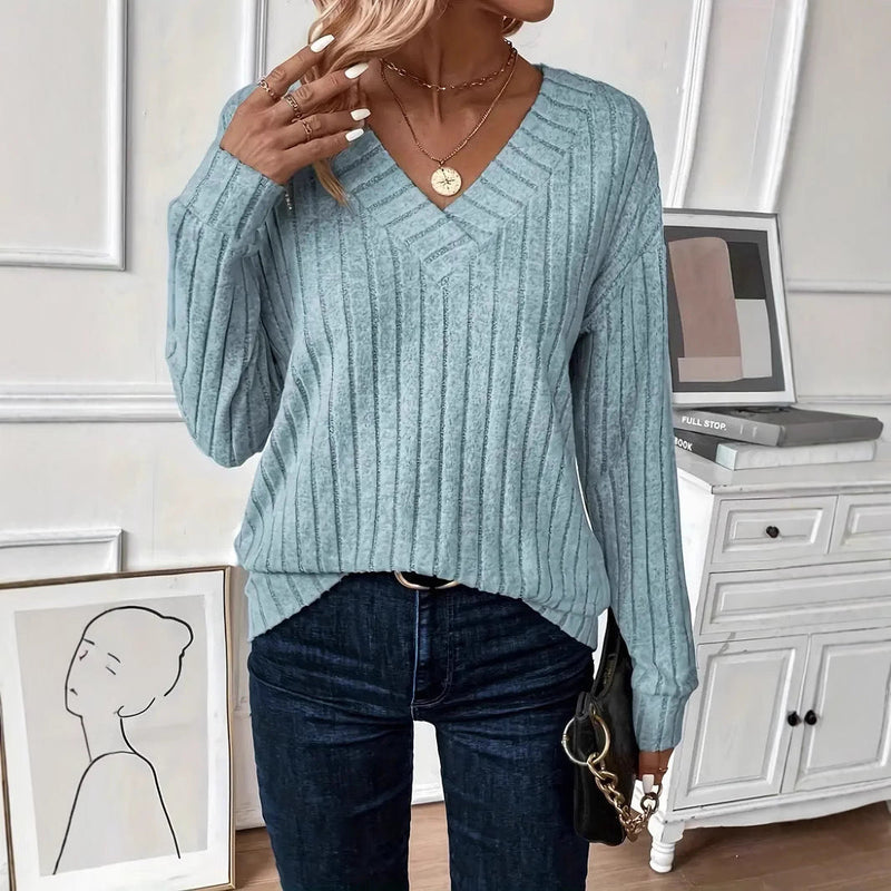 Timeless Vintage Style Pullover