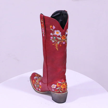 Graceful Orthopedic Boots for Modern Look