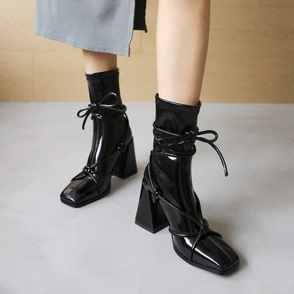 Graceful Orthopedic Boots for Modern Look