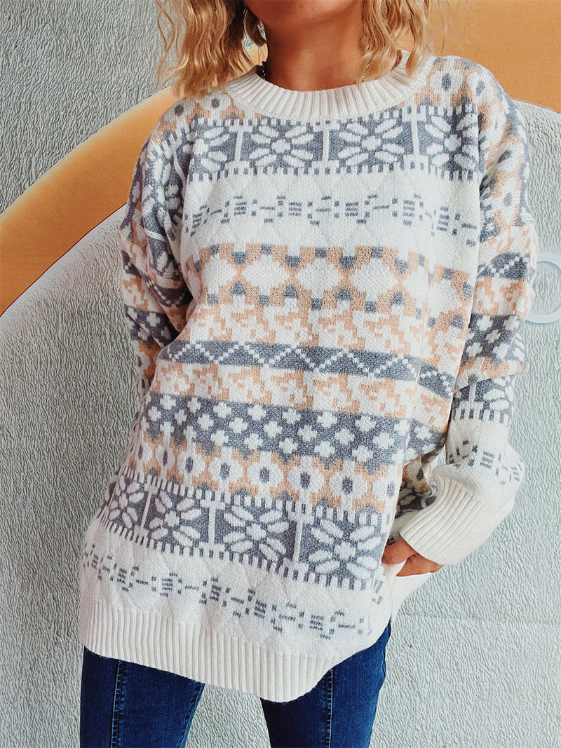 Elegantly Designed Pullover