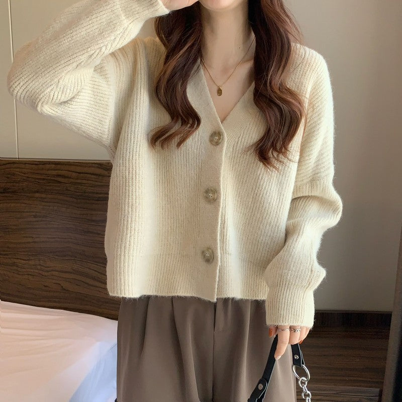 Elegantly Designed Cardigan