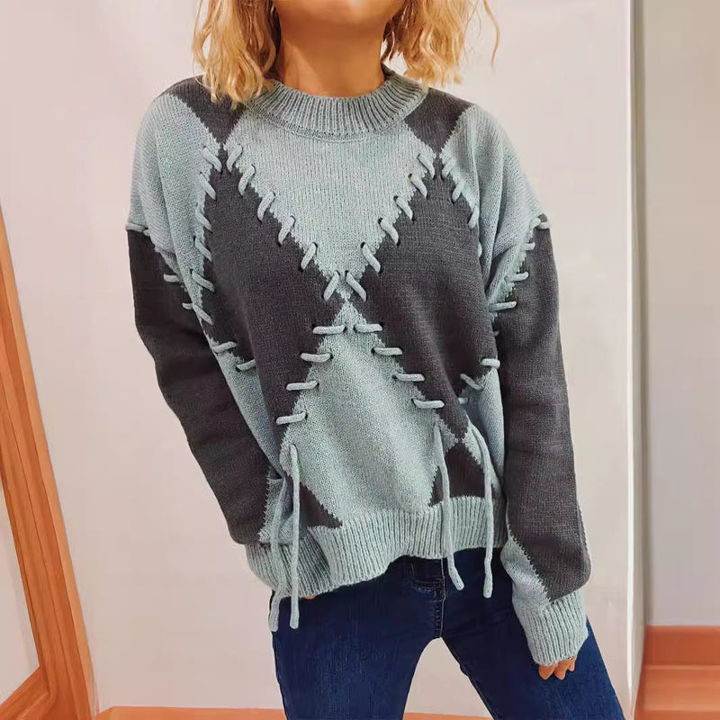 Elegantly Designed Pullover