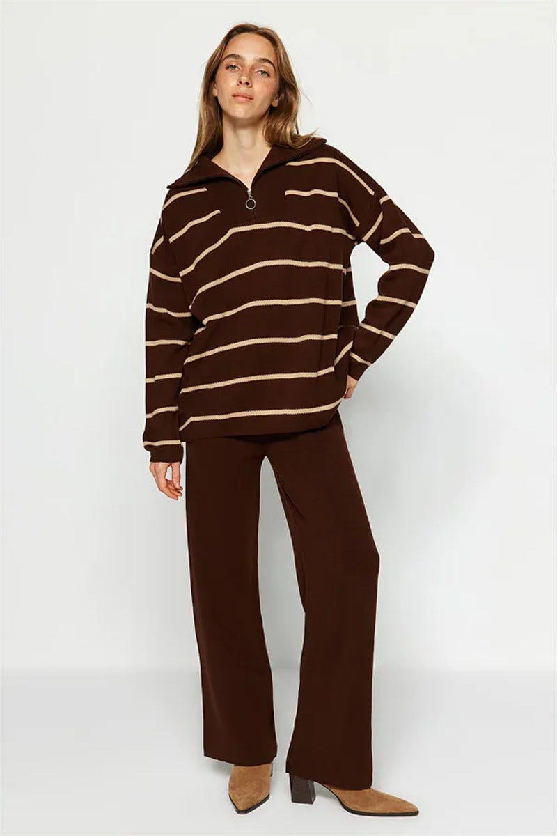 Timeless Vintage Style Pullover