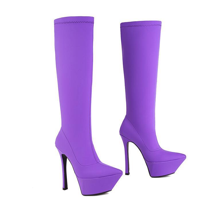 Graceful Orthopedic Boots for Modern Look