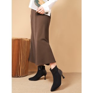 Gracefully Designed Garment