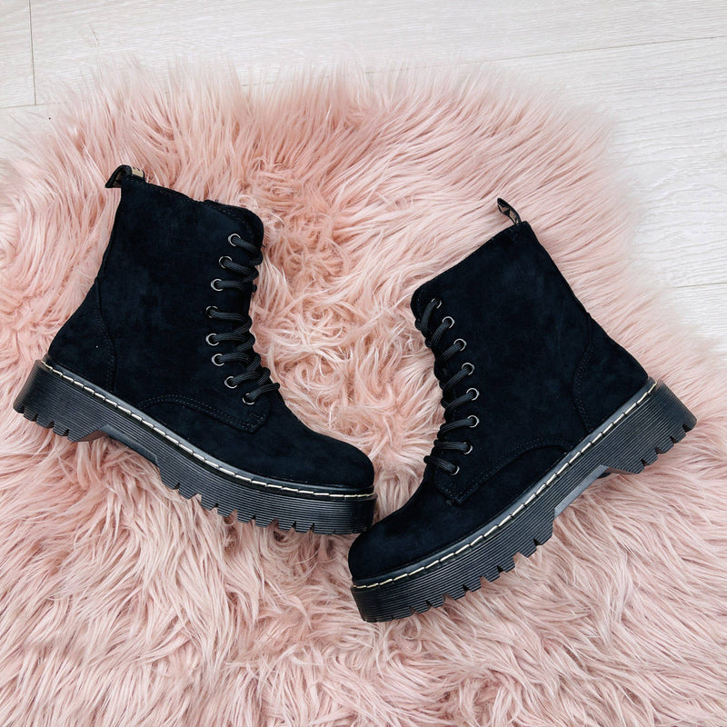 Beautifully Crafted Orthopedic Boots