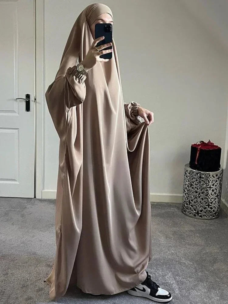 Timeless Vintage Style Garment