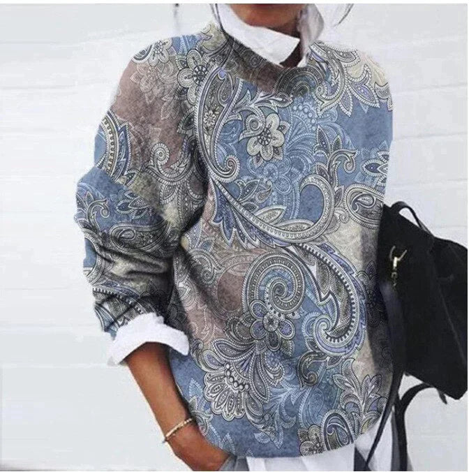 Elegantly Designed Pullover