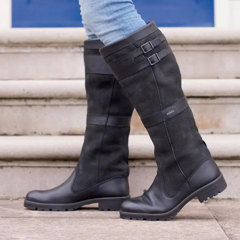 Graceful Orthopedic Boots for Modern Look