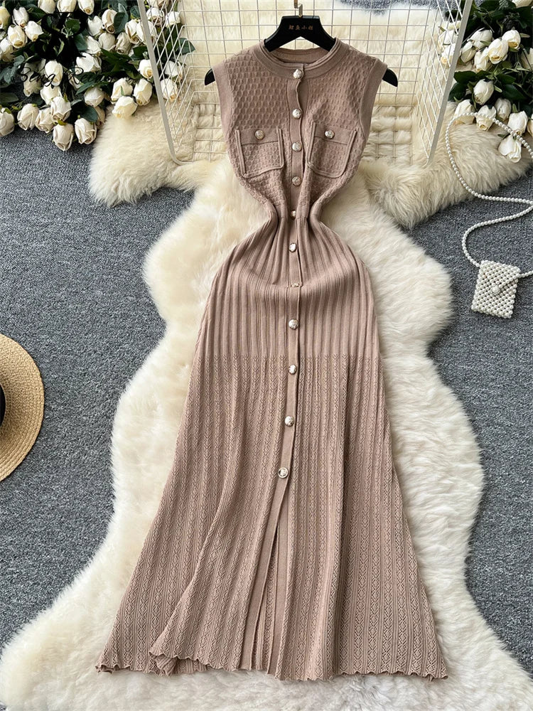 Timeless Vintage Style Dress