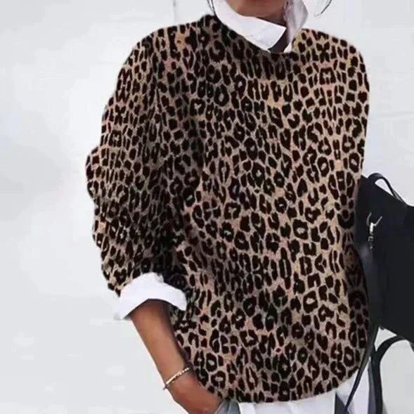 Elegantly Designed Pullover