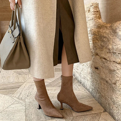 Graceful Orthopedic Boots for Modern Look
