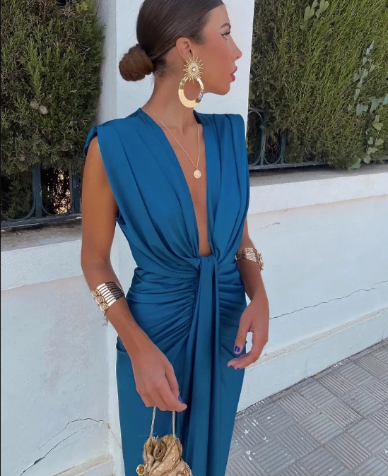 Timeless Vintage Style Garment